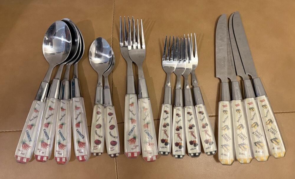 Replacement Vintage Farm-stand Vegetable Silverware Flatware Set Of 16